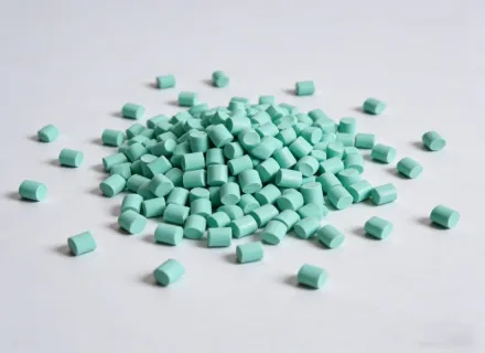 Mikä on TBBS (NS)-80 Pre-Dispersed Masterbatch?